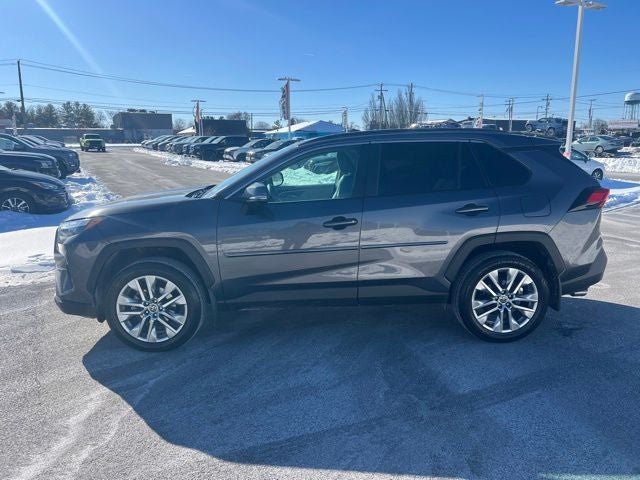 2022 Toyota RAV4 XLE Premium