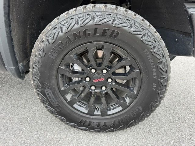 2023 GMC Sierra 1500 AT4X