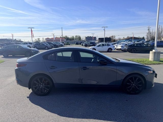 2022 Mazda Mazda3 Sedan Carbon Edition