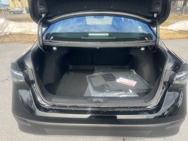 2026 Nissan Sentra SV CONVENIENCE, MOONROOF, FLOOR MAT PACKAGE