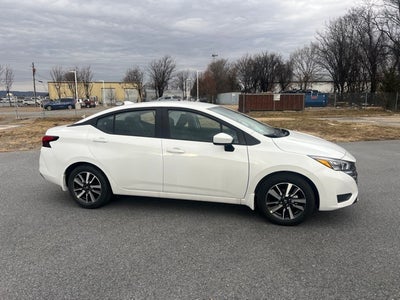 2025 Nissan Versa 1.6 SV TRUNK PACKAGE