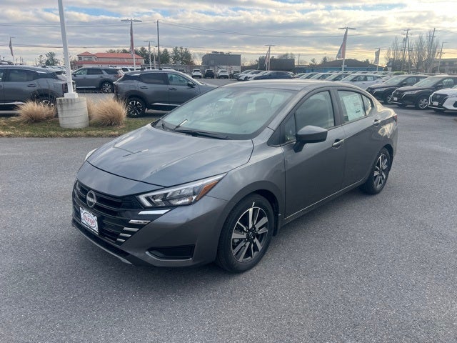 2025 Nissan Versa 1.6 SV TRUNK PACKAGE