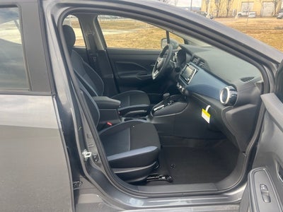 2025 Nissan Versa 1.6 SV TRUNK PACKAGE