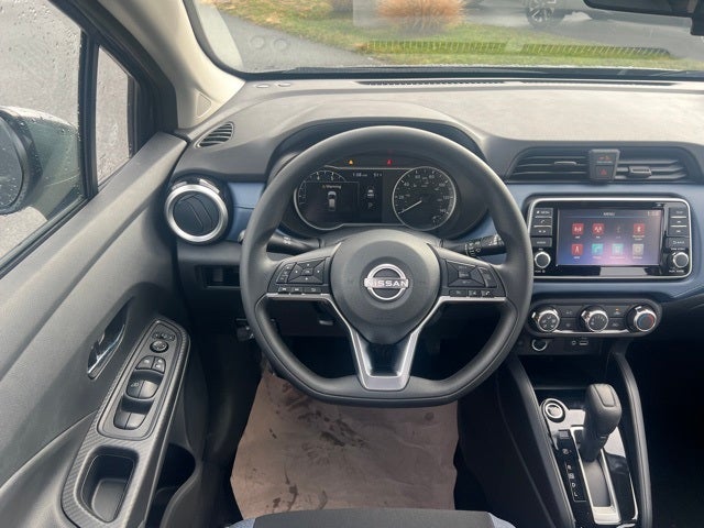 2025 Nissan Versa 1.6 SV TRUNK PACKAGE