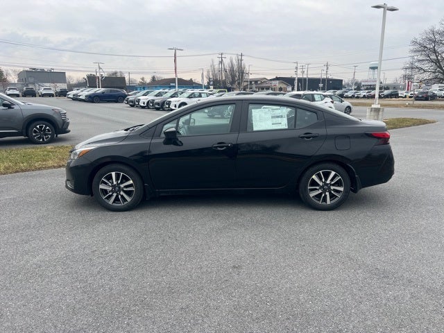 2025 Nissan Versa 1.6 SV TRUNK PACKAGE