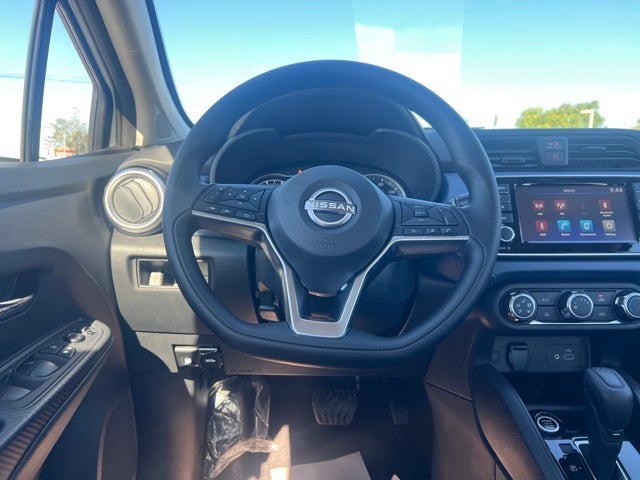 2025 Nissan Versa 1.6 SV TRUNK PACKAGE