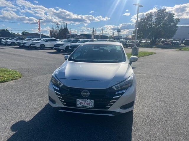 2025 Nissan Versa 1.6 SV TRUNK PACKAGE