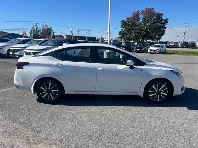 2025 Nissan Versa 1.6 SV TRUNK PACKAGE