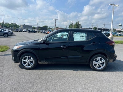 2025 Nissan Kicks Play S
