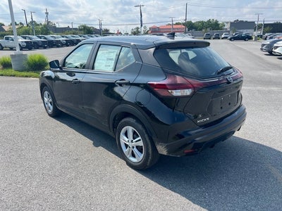 2025 Nissan Kicks Play S