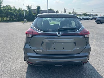 2025 Nissan Kicks Play S