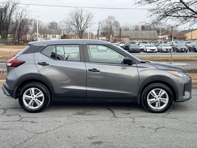 2025 Nissan Kicks Play S