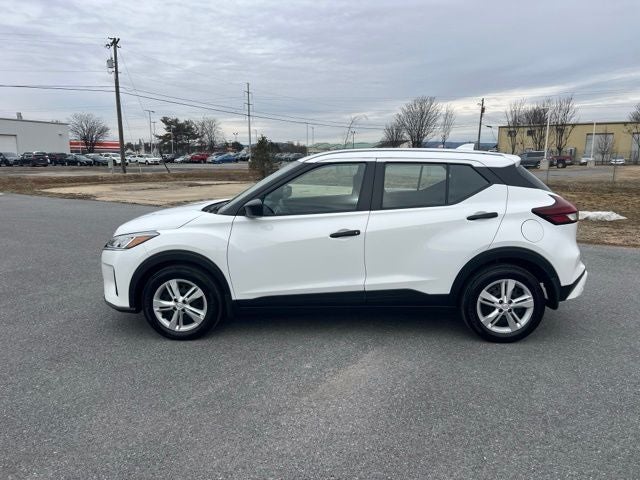 2025 Nissan Kicks Play S