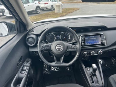 2025 Nissan Kicks Play S