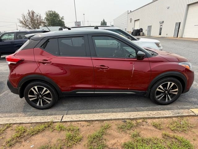2019 Nissan Kicks SR