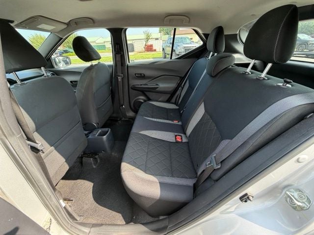 2019 Nissan Kicks S