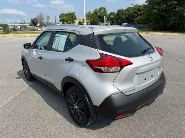 2019 Nissan Kicks S