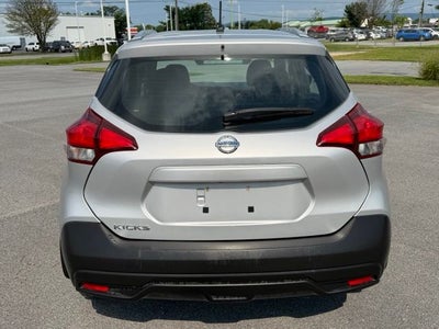 2019 Nissan Kicks S