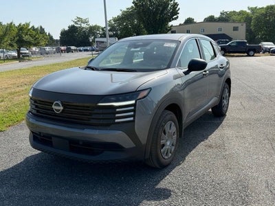 2025 Nissan Kicks S