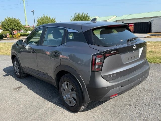 2025 Nissan Kicks S