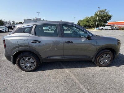 2025 Nissan Kicks S