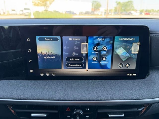 2026 Nissan Kicks SV COLD WEATHER PACKAGE