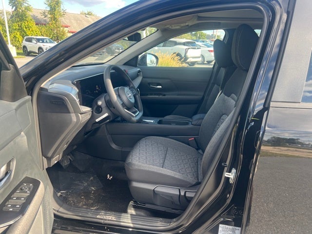 2026 Nissan Kicks SV PREMIUM, COLD WEATHER PACKAGE