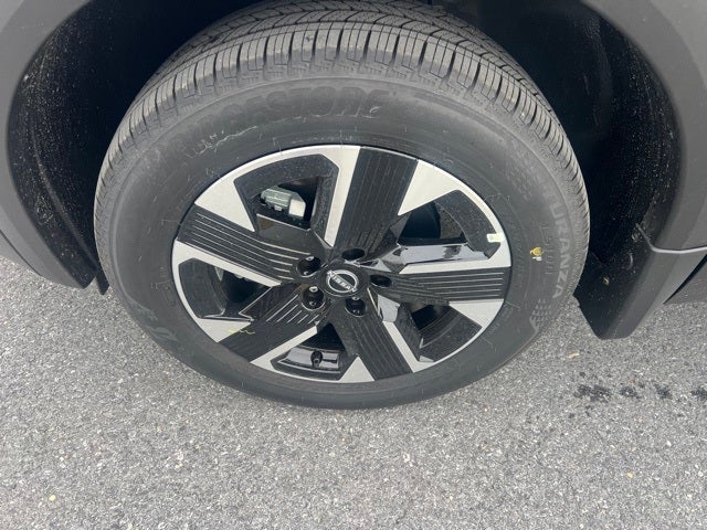 2026 Nissan Kicks SV PREMIUM, COLD WEATHER, ILLUMINATION, INTERIOR ELEC