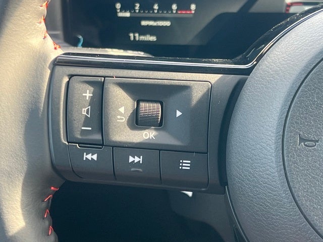 2026 Nissan Kicks SR COLD WEATHER PACKAGE