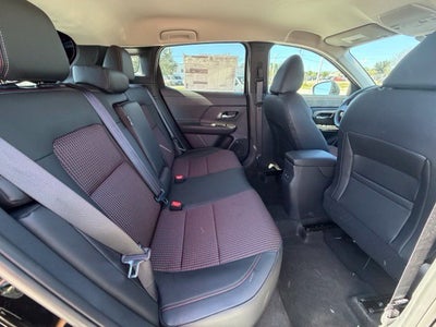 2027 Nissan Kicks SR