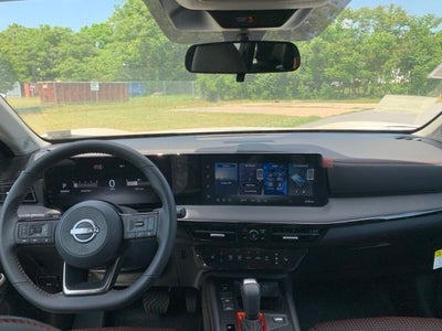 2026 Nissan Kicks SR COLD WEATHER PACKAGE