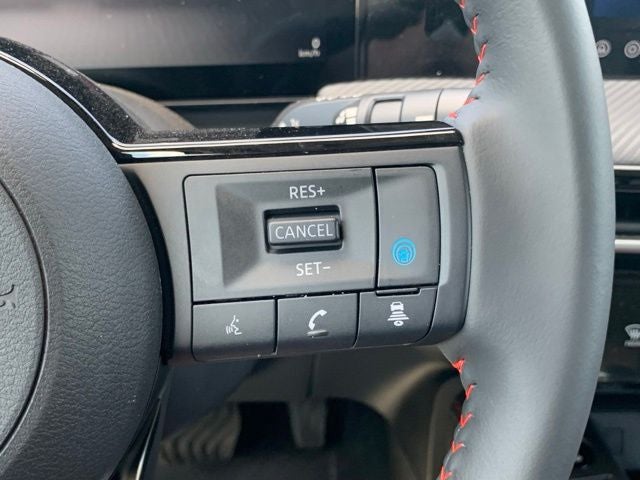 2026 Nissan Kicks SR COLD WEATHER PACKAGE