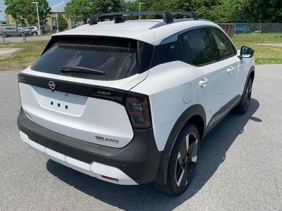 2026 Nissan Kicks SR COLD WEATHER PACKAGE