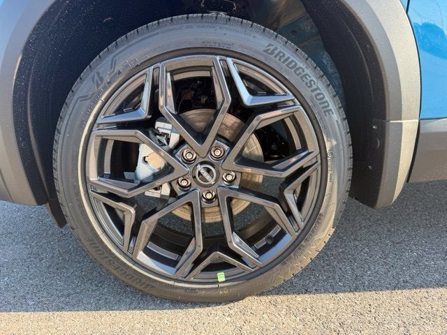 2027 Nissan Kicks SR