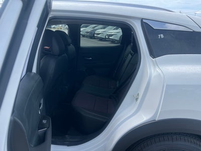 2025 Nissan Kicks SR PREMIUM PACKAGE