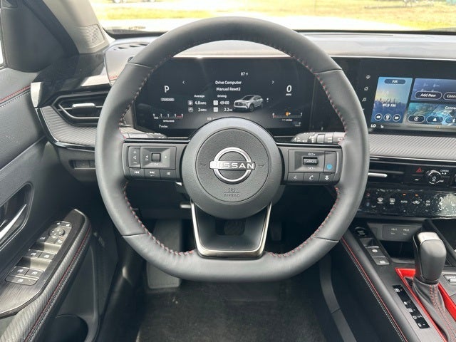 2025 Nissan Kicks SR PREMIUM PACKAGE