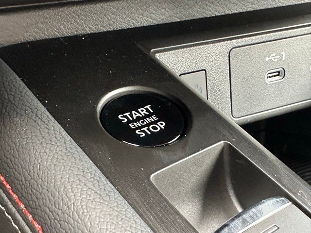 2025 Nissan Kicks SR PREMIUM PACKAGE