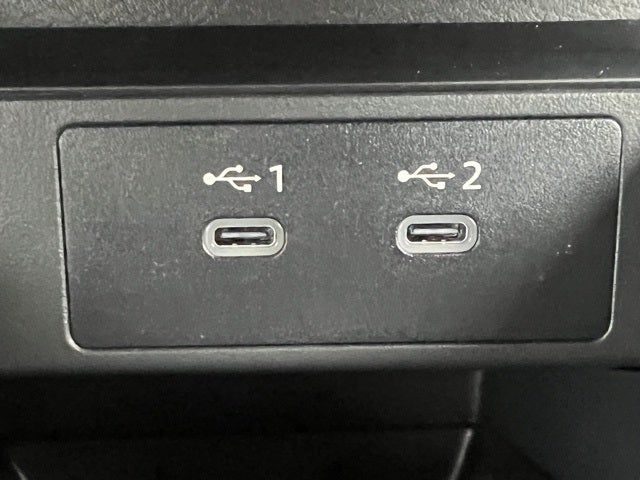 2026 Nissan Kicks SR PREMIUM, COLD WEATHER, ILLUMINATION PACKAGE