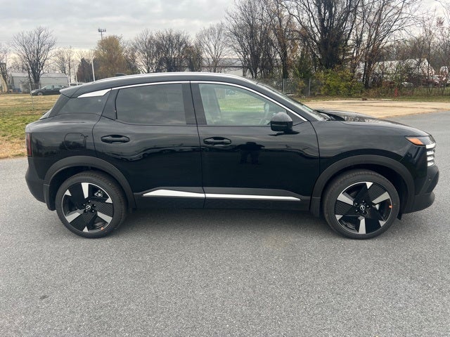 2026 Nissan Kicks SR PREMIUM, COLD WEATHER, ILLUMINATION PACKAGE