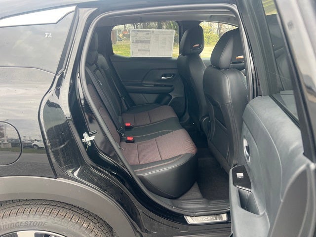 2026 Nissan Kicks SR PREMIUM, COLD WEATHER, ILLUMINATION PACKAGE