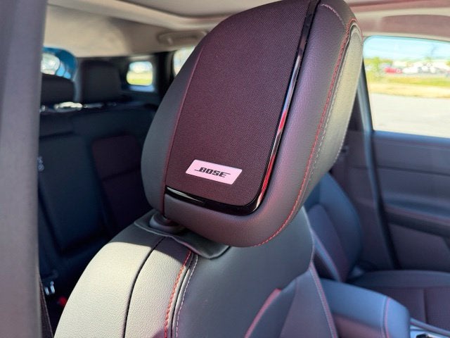 2027 Nissan Kicks SR
