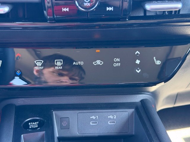 2027 Nissan Kicks SR