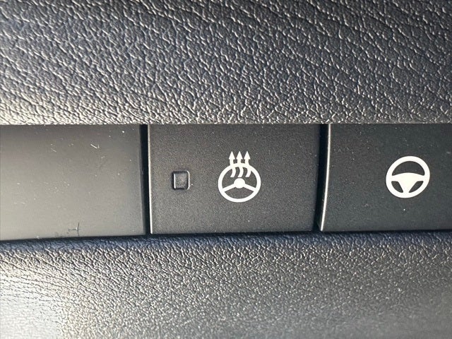 2026 Nissan Kicks SR PREMIUM, COLD WEATHER PACKAGE