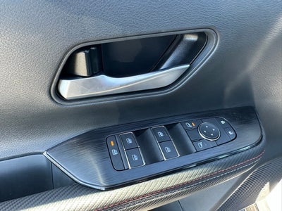 2026 Nissan Kicks SR PREMIUM, COLD WEATHER PACKAGE