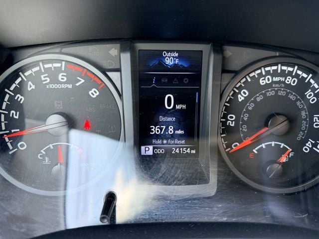 2022 Toyota Tacoma SR V6