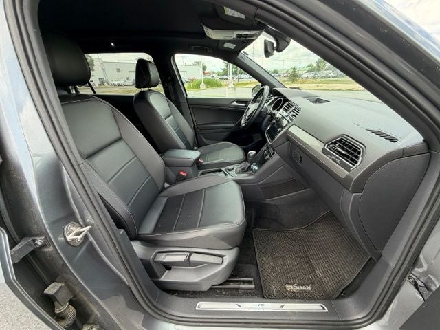 2021 Volkswagen Tiguan 2.0T SE R-Line Black
