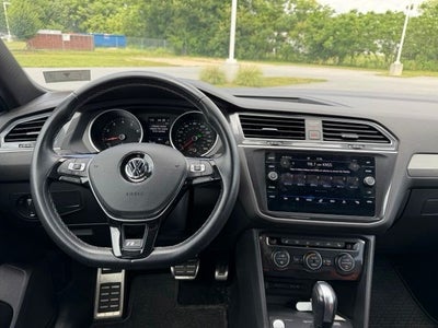 2021 Volkswagen Tiguan 2.0T SE R-Line Black