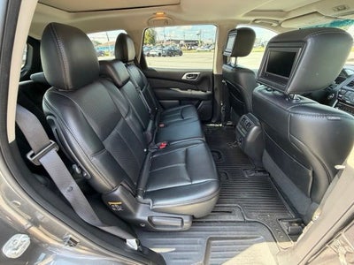 2016 Nissan Pathfinder Platinum