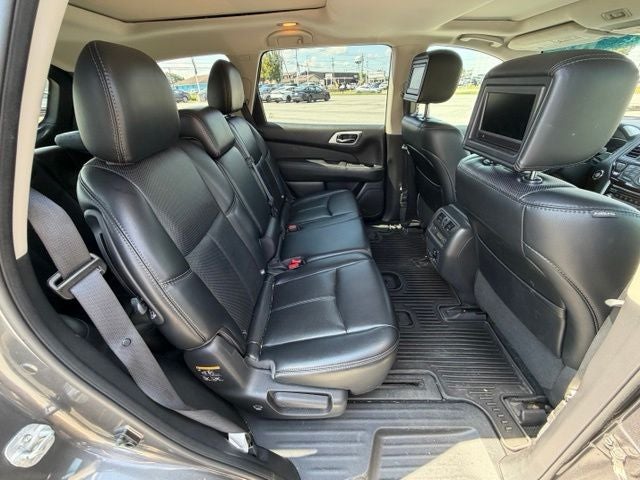 2016 Nissan Pathfinder Platinum
