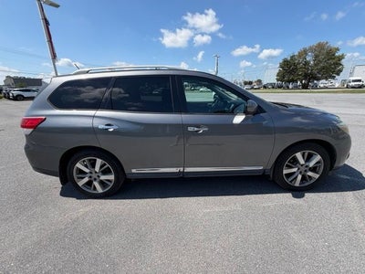 2016 Nissan Pathfinder Platinum